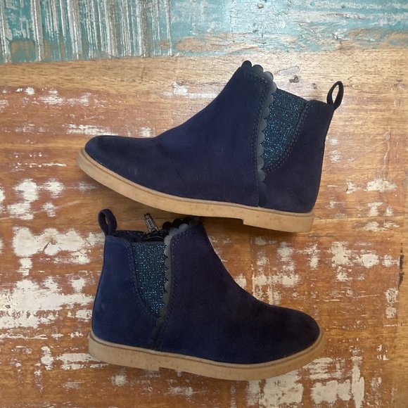 Tucker + Tate Scalloped Chelsea Boot | Toddler Size 8 - Picture 1 of 6